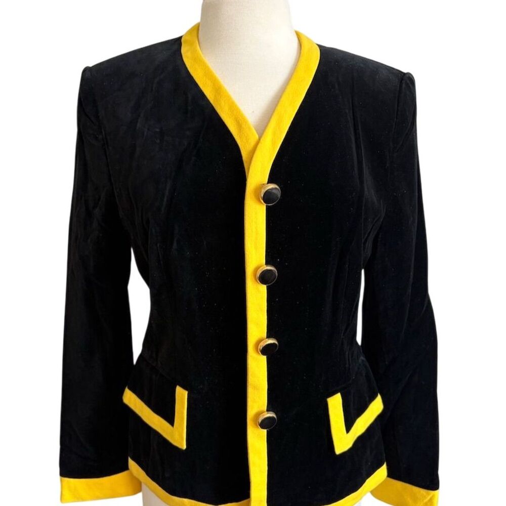Mademoiselle Modes Women's Black Velvet Blazer 38 Gold Trim Vintage